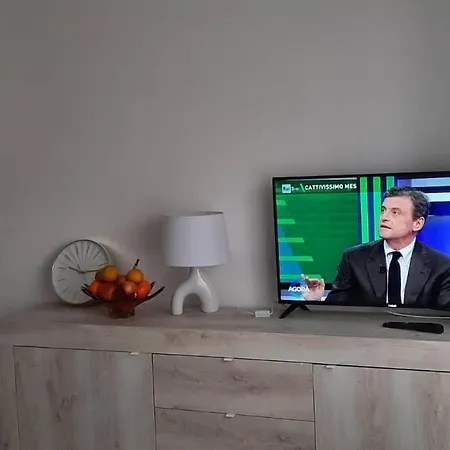 Caterina San Lorenzo 2camere ローマ